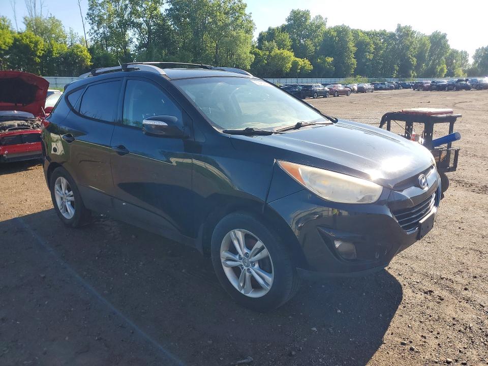 2013 Hyundai Tucson VIN KM8JU3AC6DU702451 COPART salvage auction — MINOR DENT/SCRATCHES, Mi - Dealer Only Clean Title (P), sold $1,350 on 2026-07-15 (photo 4)