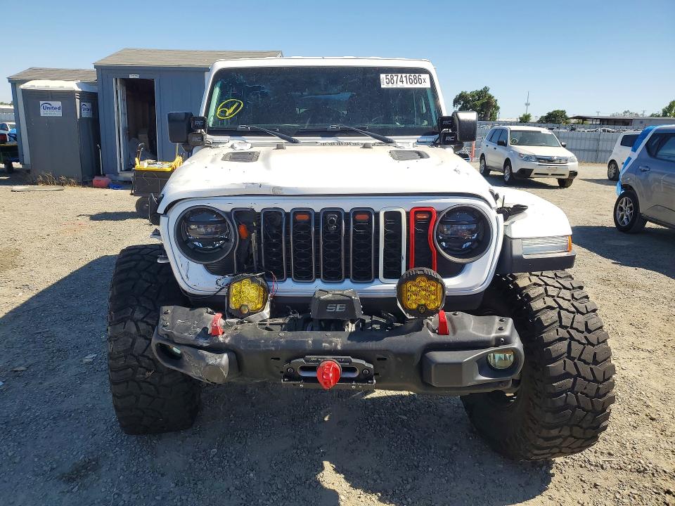 2018 Jeep Wrangler / VIN 1C4HJXFG3JW258394 COPART salvage auction — FRONT END, Ca - Salvage Certificate, sold $18,100 on 2026-07-02 (photo 5)