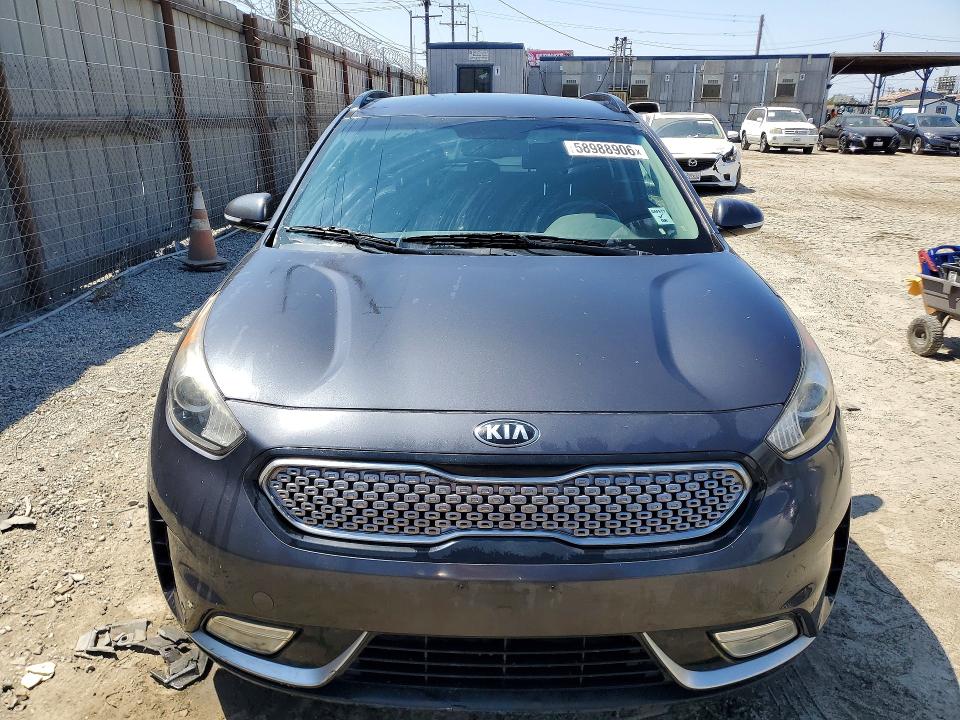 2018 Kia Niro VIN KNDCC3LC5J5150153 COPART salvage auction — MINOR DENT/SCRATCHES, Ca - Dis/Dlr/Exp Only Clean Title, sold $1,300 on 2026-07-13 (photo 5)