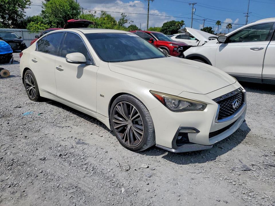 2018 Infiniti VIN JN1EV7AP3JM360503 COPART salvage auction — MINOR DENT/SCRATCHES, Fl - Certificate Of Title, sold $4,475 on 2026-07-27 (photo 4)