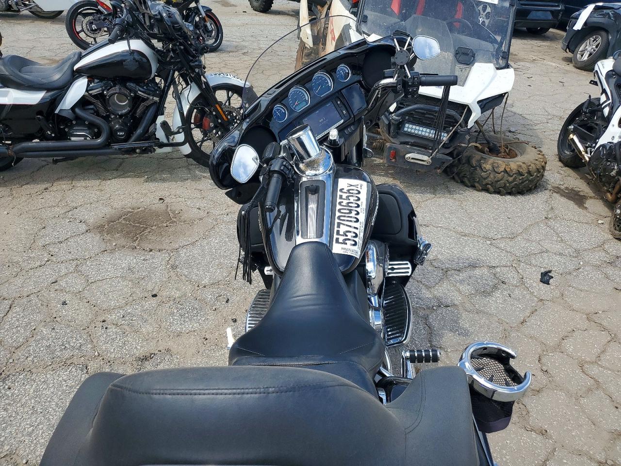 2016 Harley-Davidson FLHTK VIN 1HD1KEL30GB650025 COPART salvage auction — Front End, GA - CERT OF TITLE-SALVAGE, sold $6,700 on 2026-06-25 (photo 6)
