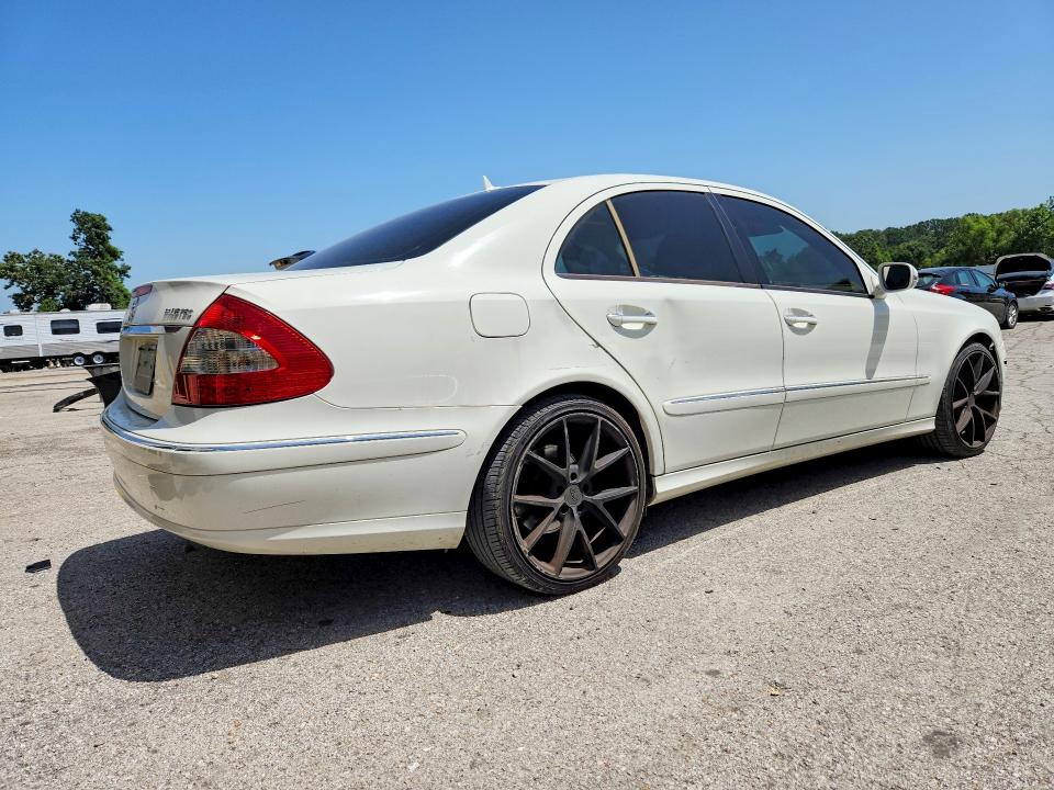 2008 Mercedes-benz E-class VIN WDBUF22X08B194887 COPART salvage auction — FRONT END, Mo - Cert Of Title-Prior Salvage, sold $225 on 2026-07-13 (photo 3)
