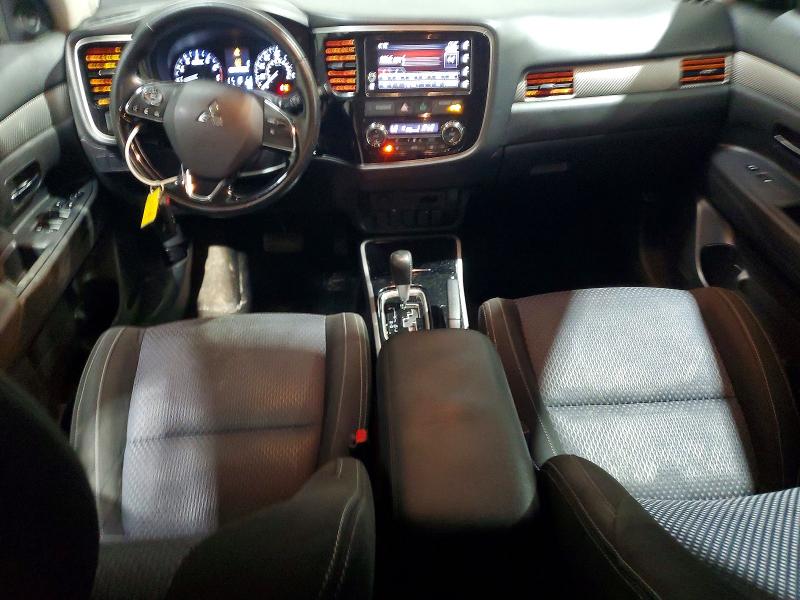 2018 Mitsubishi Outlander VIN JA4AD3A34JZ032251 COPART salvage auction — MINOR DENT/SCRATCHES, NJ - CERTIFICATE OF TITLE, sold $800 on 2026-07-30 (photo 8)