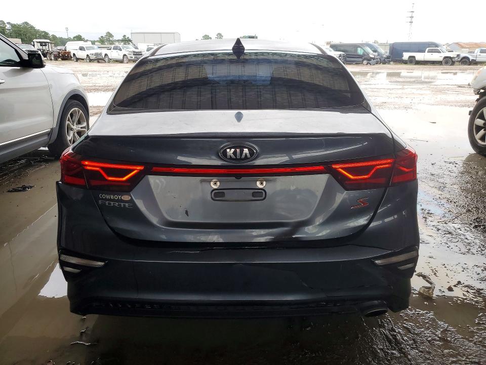 2019 Kia VIN 3KPF34AD3KE094413 COPART salvage auction — SIDE, Tx - Salvage Vehicle Title, sold $2,550 on 2026-07-10 (photo 6)