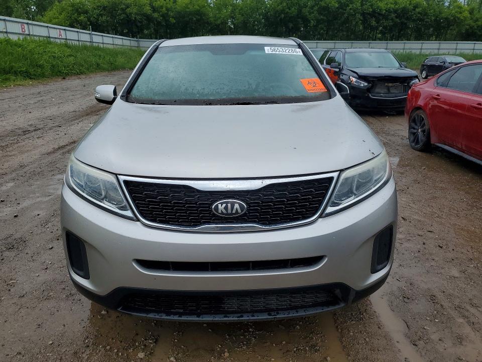2014 Kia Sorento VIN 5XYKT3A62EG485408 COPART salvage auction — SIDE, Mi - Dealer Only Clean Title, sold $775 on 2026-07-08 (photo 5)