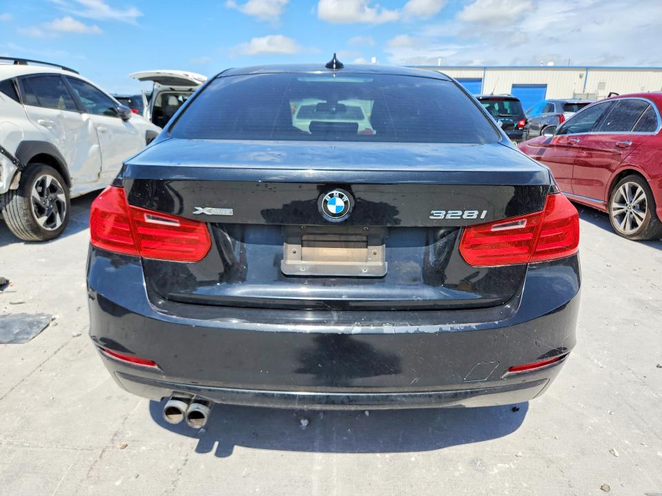2013 BMW 3er VIN WBA3B3C5XDJ811253 COPART salvage auction — HAIL, Tx - Certificate Of Title, sold $3,150 on 2026-08-21 (photo 6)