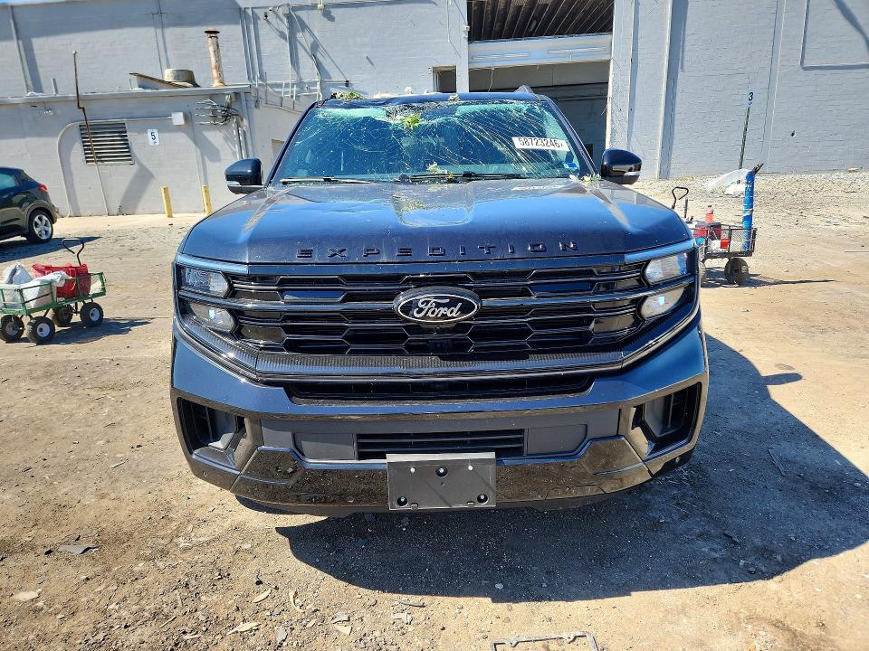 2026 Ford Expedition VIN 1FMJK1M80TEA06873 COPART salvage auction — ROOF, Va - Cert Of Title - Salvage, sold $11,700 on 2026-07-29 (photo 5)