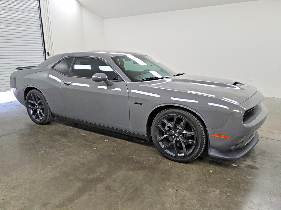 2023 Dodge Challenger VIN 2C3CDZBT5PH669677 COPART salvage auction — MINOR DENT/SCRATCHES, TX - CERTIFICATE OF TITLE, sold $22,750 on 2026-07-28 (photo 4)