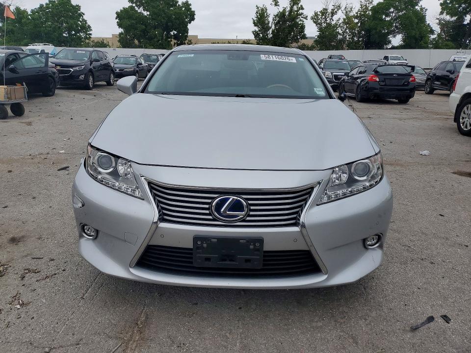 2014 Lexus VIN JTHBW1GG6E2057166 COPART salvage auction — SIDE, MO - SALVAGE CERTIFICATE OF TITLE, sold $4,150 on 2026-07-24 (photo 5)