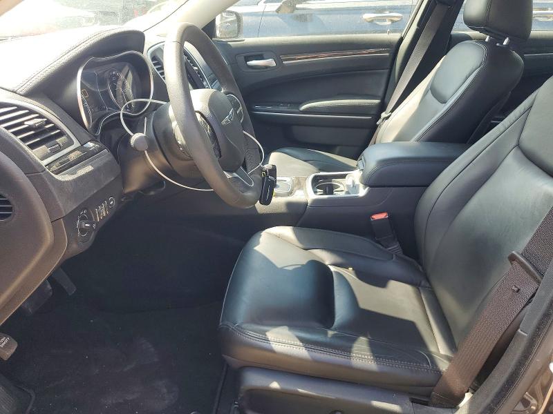 2022 Chrysler 300 VIN 2C3CCADG7NH245421 COPART salvage auction — NORMAL WEAR, MO - CERTIFICATE OF TITLE, sold $19,000 on 2026-07-09 (photo 7)