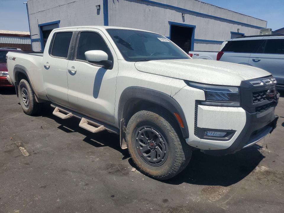 2025 Nissan Frontier VIN 1N6ED1FK5SN639096 COPART salvage auction — ENGINE BURN, Nv - Salvage Title, sold $13,100 on 2026-07-20 (photo 4)