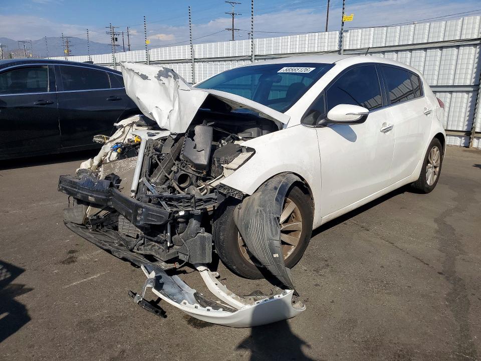 2015 Kia Forte VIN KNAFX5A88F5339752 COPART salvage auction — FRONT END, CA - SALVAGE CERTIFICATE, sold $400 on 2026-07-27 (photo 1)