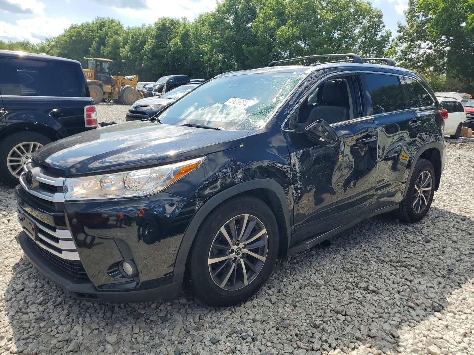 2018 Toyota Highlander VIN 5TDJZRFH6JS548501 COPART salvage auction — ROLLOVER, Ma - Cert Of Title-Salvage, sold $9,100 on 2026-07-02 (photo 1)