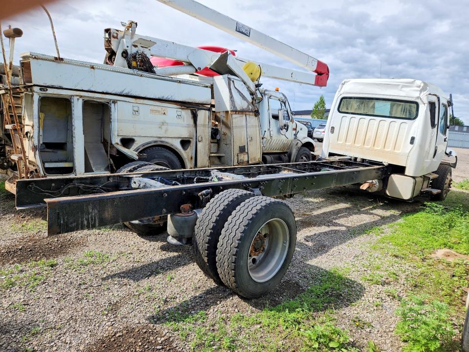 2021 Freightliner M2 106 VIN 3ALACWFC5MDMM7196 COPART salvage auction — ROLLOVER, MN - CERT OF TITLE-SALVAGE, sold $8,000 on 2026-08-26 (photo 3)