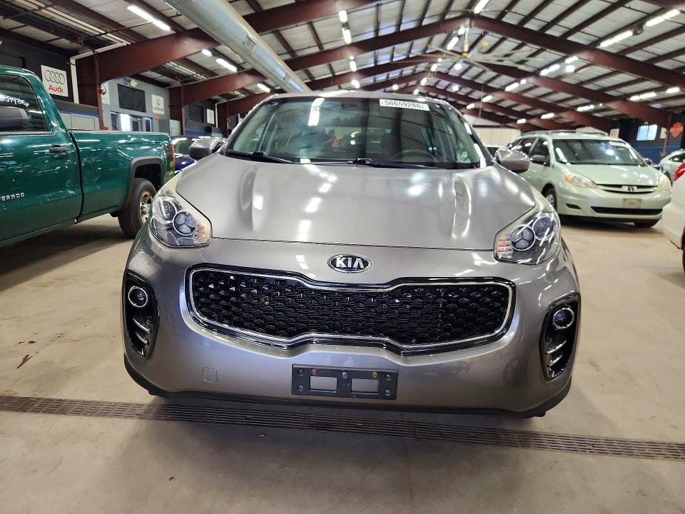 2018 Kia Sportage VIN KNDPMCAC1J7359511 COPART salvage auction — MINOR DENT/SCRATCHES, In - Certificate Of Title, sold $5,300 on 2026-07-27 (photo 5)