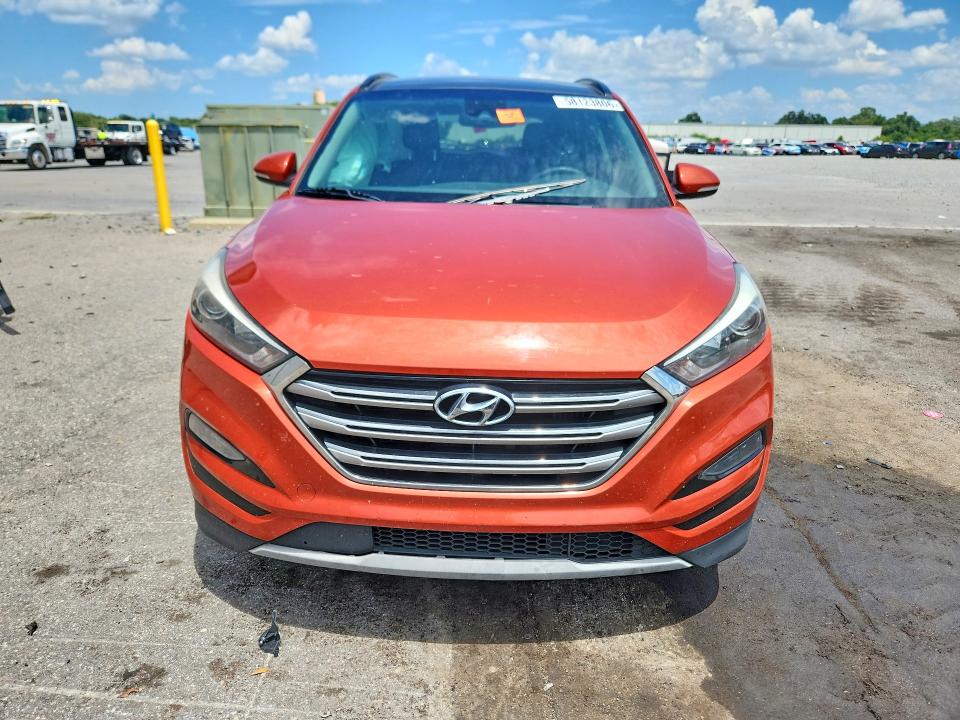 2017 Hyundai VIN KM8J33A22HU317291 COPART salvage auction — SIDE, Fl - Cert Of Title Slvg Rebuildable, sold $3,300 on 2026-07-13 (photo 5)