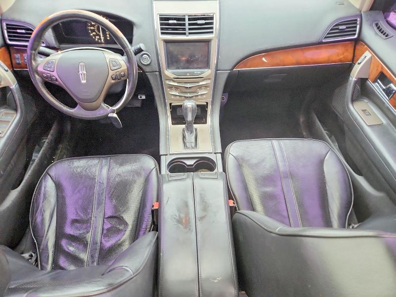 2011 Lincoln Mkx VIN 2LMDJ8JK6BBJ20853 COPART salvage auction — REAR END, Mi - Certificate Of Title, sold $175 on 2026-07-23 (photo 8)