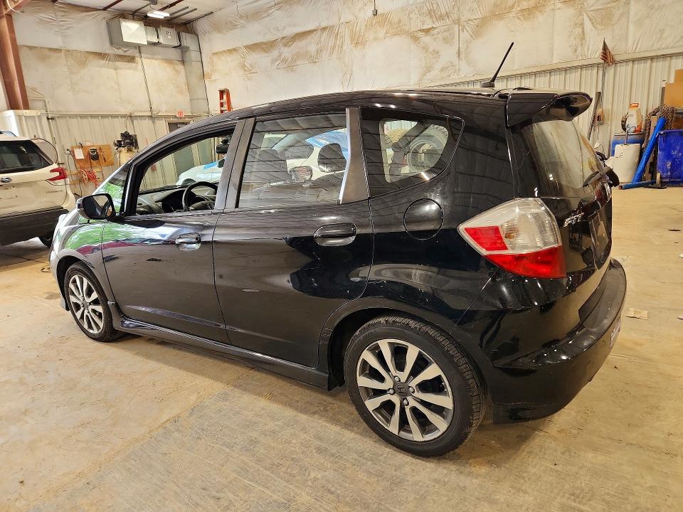 2013 Honda VIN JHMGE8H56DC006158 COPART salvage auction — FRONT END, Wi - Junked Vehicle Bill Of Sale, sold $1,250 on 2026-07-08 (photo 2)