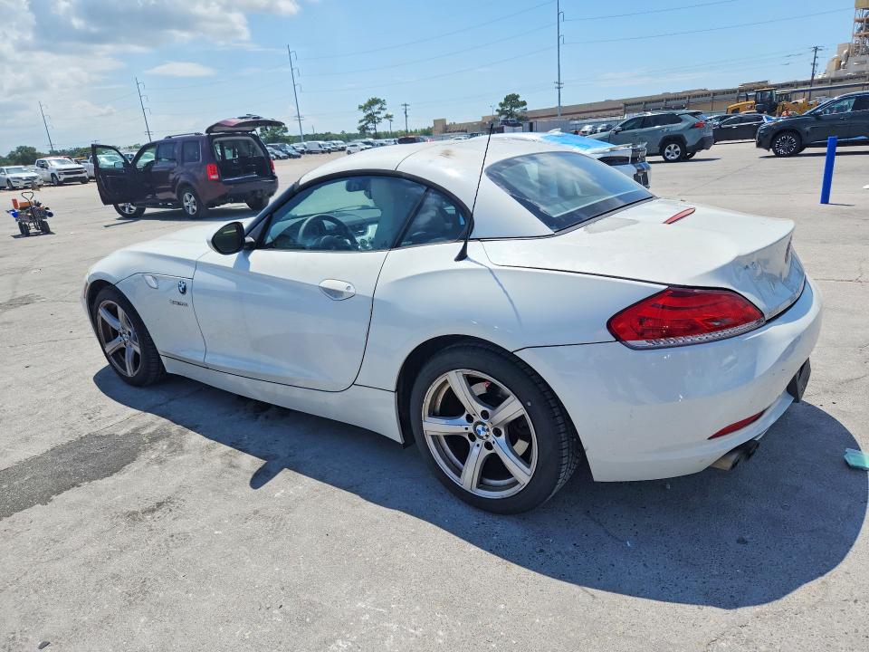 2009 BMW Z4 VIN WBALM53539E161218 COPART salvage auction — MINOR DENT/SCRATCHES, LA - CERT OF TITLE-SALVAGE, sold $2,500 on 2026-07-29 (photo 2)