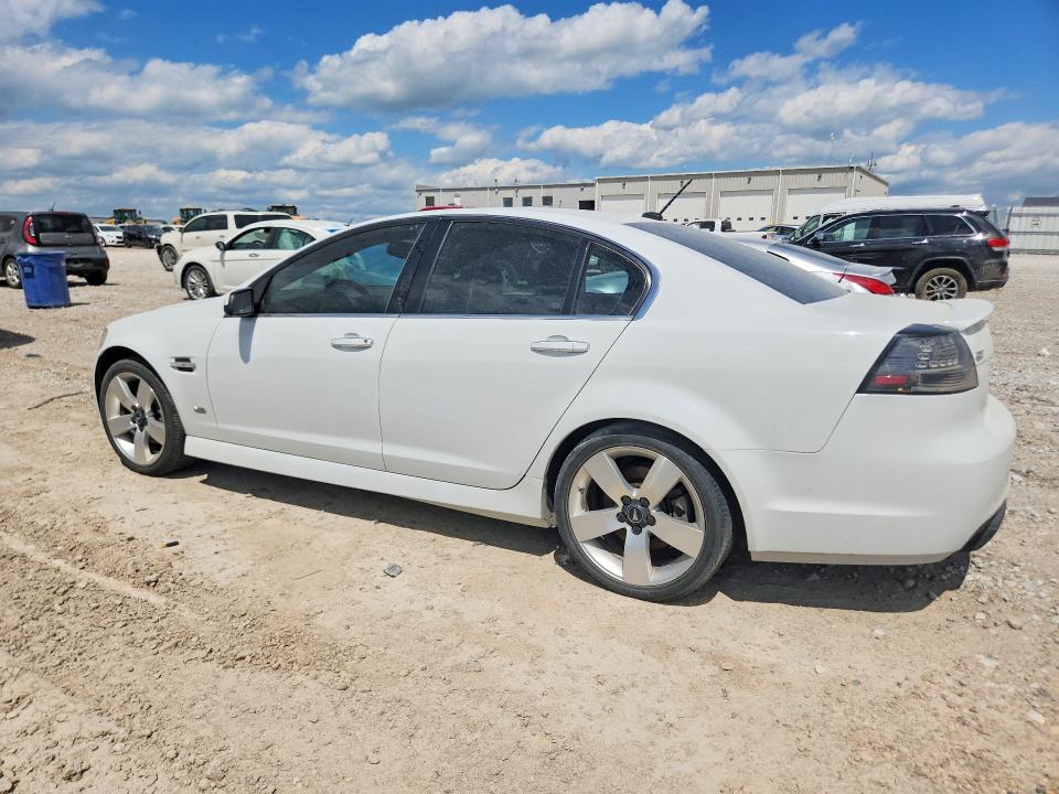 2009 Pontiac G8 VIN 6G2EC57Y49L212988 COPART salvage auction — VANDALISM, Ia - Cert Of Title-Salvage Title, sold $4,050 on 2026-08-25 (photo 2)