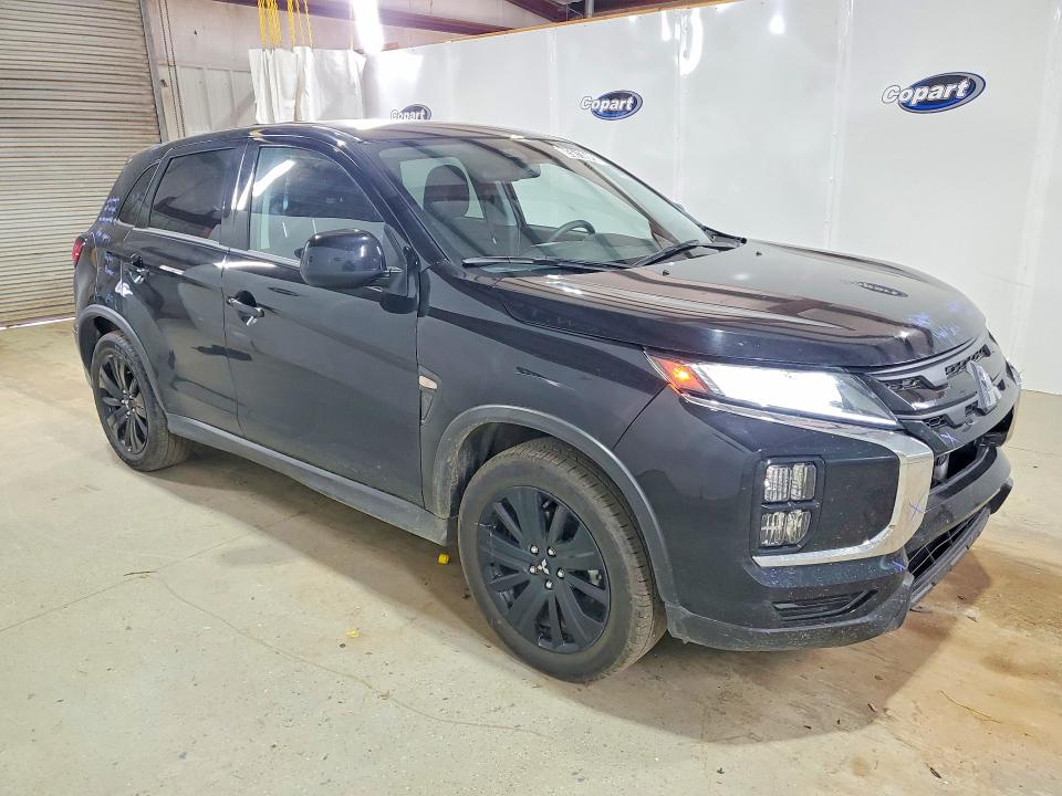 2026 Mitsubishi Outlander sport VIN JA4ARUAU4TU005583 COPART salvage auction — FRONT END, La - Certificate Of Title, sold $10,700 on 2026-07-13 (photo 4)