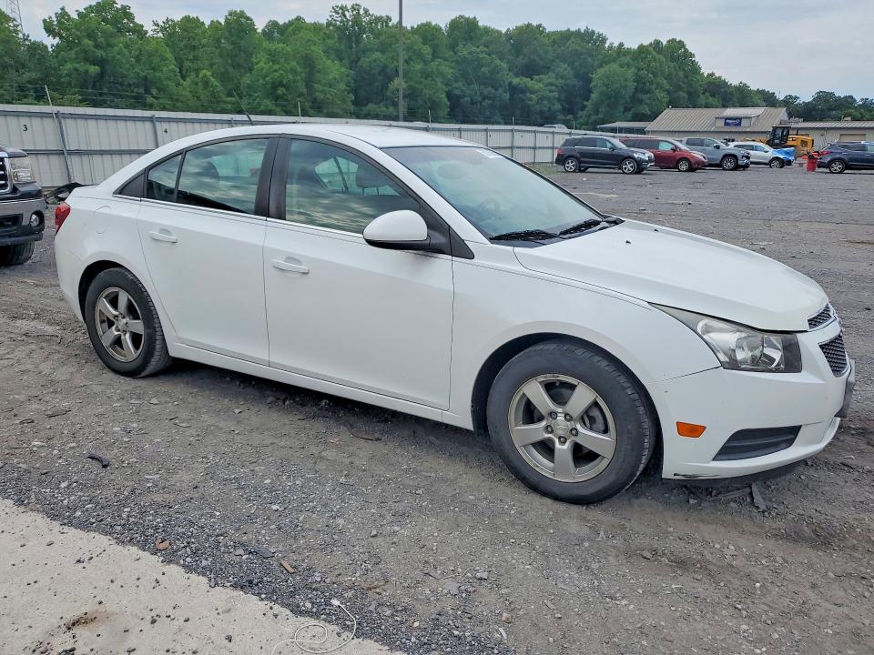 2014 Chevrolet Cruze VIN 1G1PC5SB1E7312448 COPART salvage auction — MINOR DENT/SCRATCHES, Mt - Certificate Of Title, sold $550 on 2026-07-04 (photo 4)
