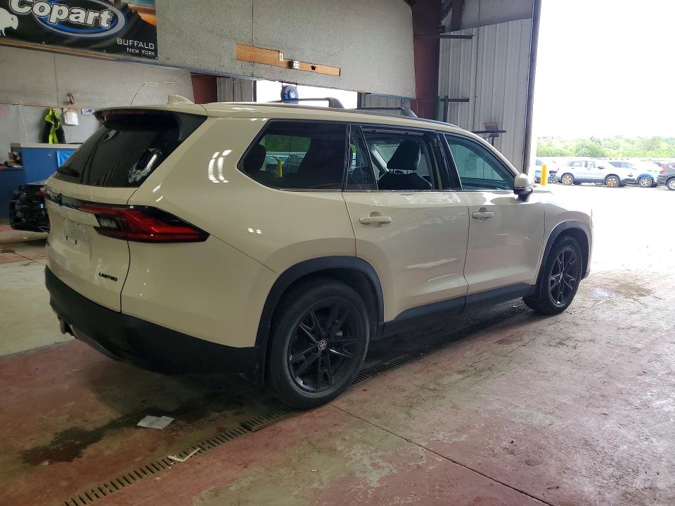 2024 Toyota Highlander VIN 5TDACAB57RS017317 COPART salvage auction — VANDALISM, MI - CERTIFICATE OF TITLE, sold $30,500 on 2026-07-09 (photo 3)