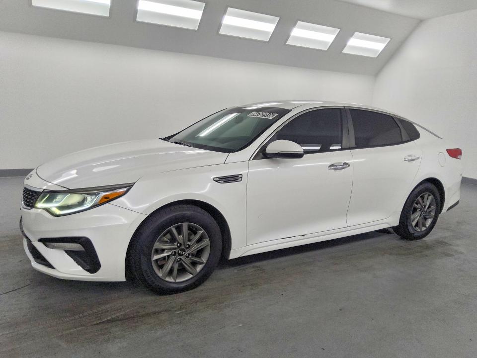 2020 Kia Optima VIN 5XXGT4L30LG390541 COPART salvage auction — MINOR DENT/SCRATCHES, Ca - Certificate Of Title, sold $3,350 on 2026-07-07 (photo 1)