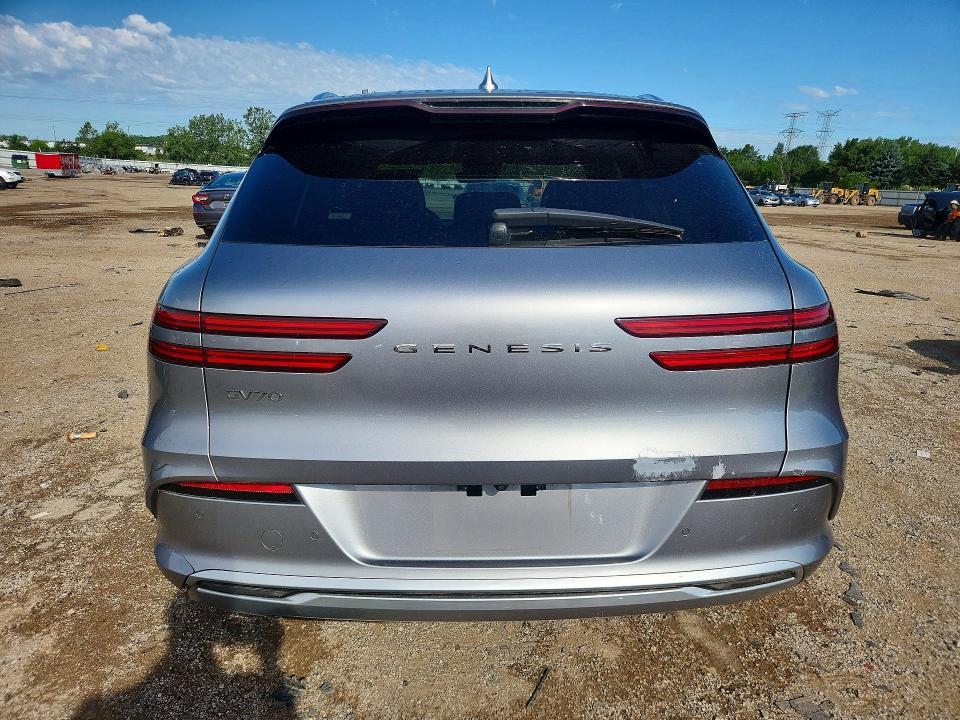 2023 Genesis Gv70 VIN 5NMMCET15PH000953 COPART salvage auction — SIDE, Il - Salvage Certificate, sold $11,300 on 2026-09-08 (photo 6)