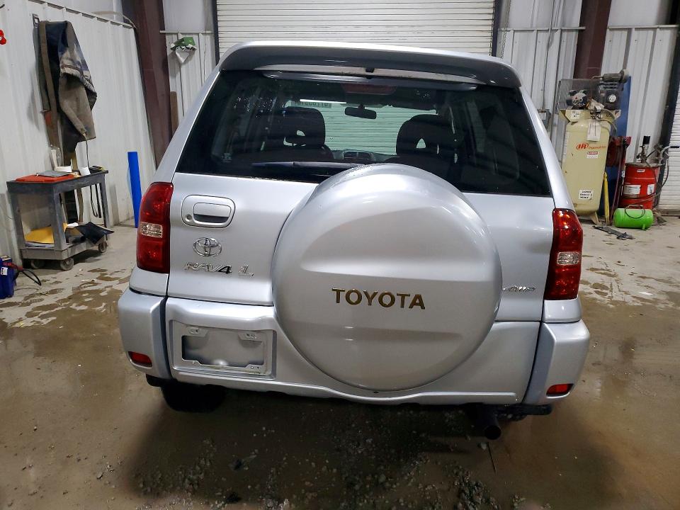 2005 Toyota Rav 4 VIN JTEHD20V256028588 COPART salvage auction — FRONT END, Md - Cert Of Salvage > 75% Damage, sold $475 on 2026-07-29 (photo 6)