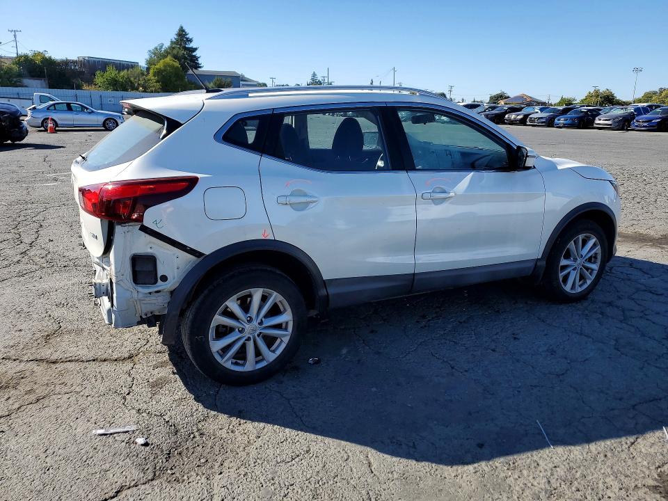 2017 Nissan Rogue VIN JN1BJ1CP6HW006692 COPART salvage auction — REAR END, Ca - Salvage Certificate, sold $1,900 on 2026-07-06 (photo 3)