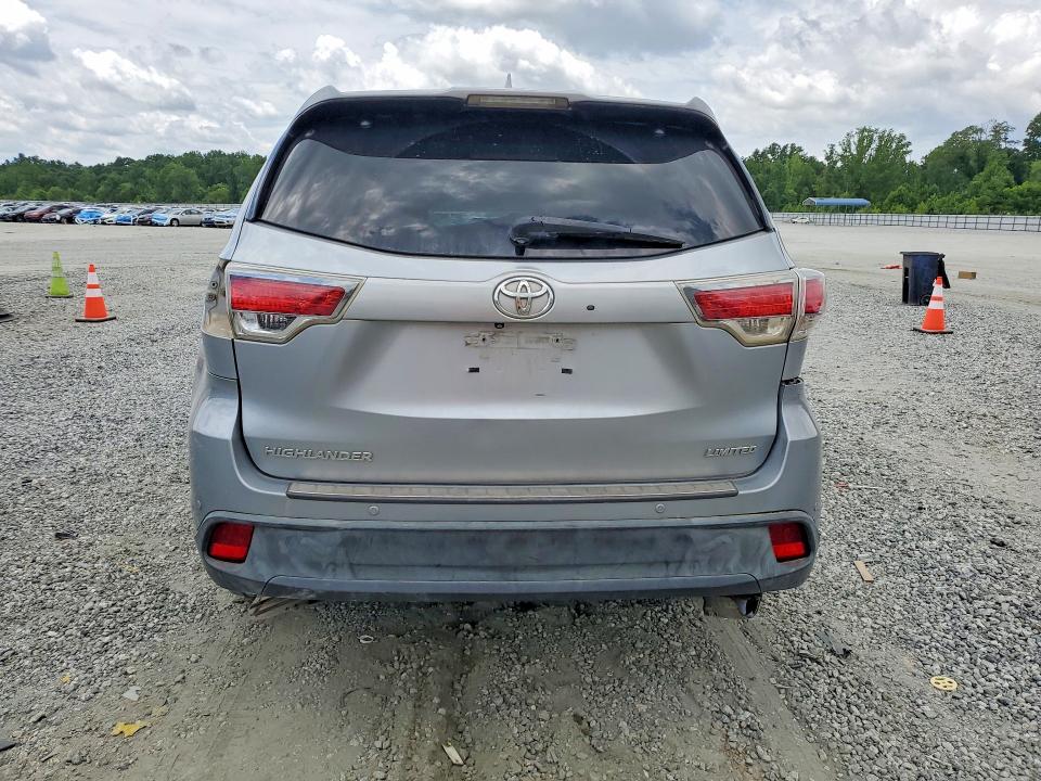 2014 Toyota VIN 5TDYKRFH2ES022973 COPART salvage auction — FRONT END, Sc - Cert Of Title-Salvage, sold $225 on 2026-07-29 (photo 6)