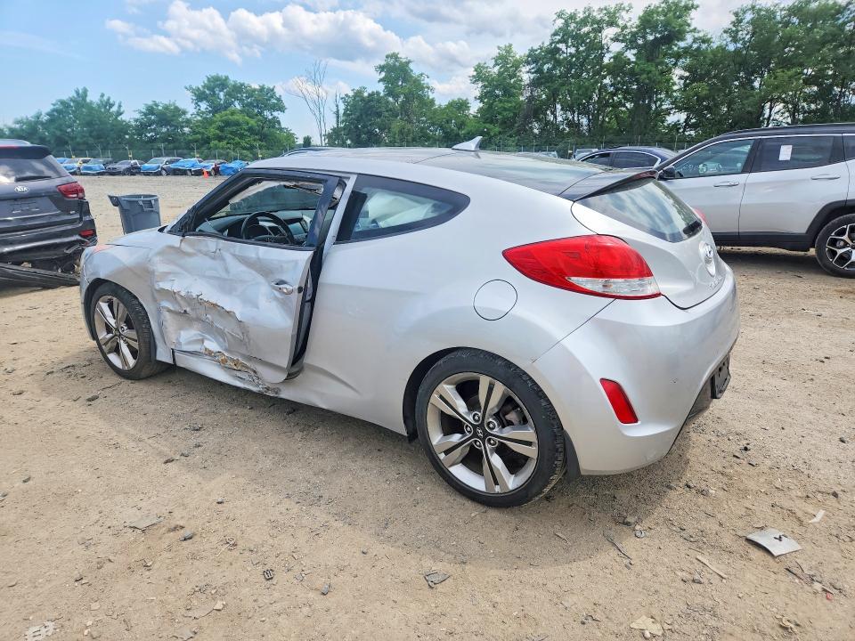 2016 Hyundai VIN KMHTC6AD7GU291605 COPART salvage auction — SIDE, Md - Cert Of Salvage > 75% Damage, sold $625 on 2026-07-02 (photo 2)