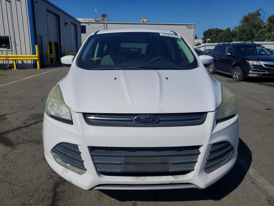 2014 Ford Escape VIN 1FMCU0GX4EUD88706 COPART salvage auction — MECHANICAL, Ca - Dis/Dlr/Exp App For Dup Clean (P), sold $1,400 on 2026-07-02 (photo 5)