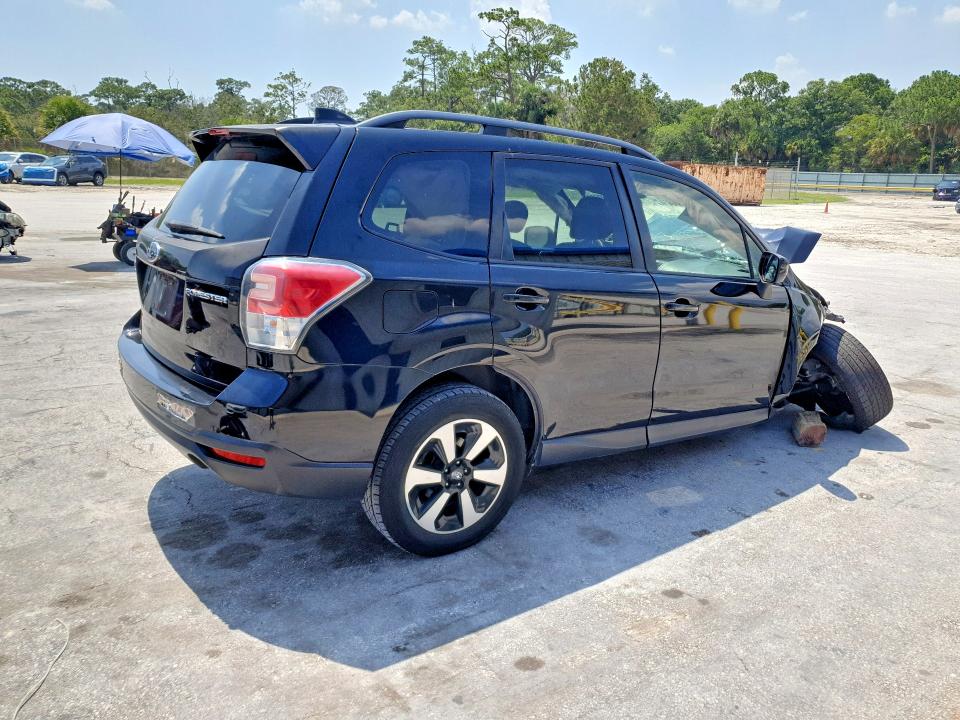 2018 Subaru Forester VIN JF2SJAEC4JH405684 COPART salvage auction — FRONT END, Fl - Cert Of Title Slvg Rebuildable, sold $250 on 2026-07-15 (photo 3)