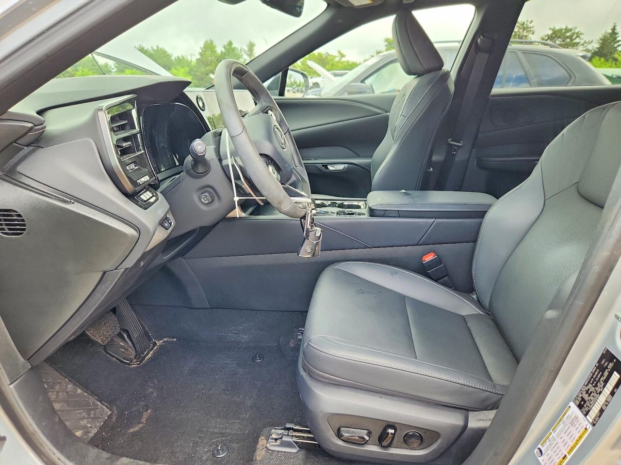 2025 Lexus RX 350h VIN 2T2BBMCA4SC084889 COPART salvage auction — Front End, IL - SALVAGE CERTIFICATE, sold $28,250 on 2026-07-07 (photo 7)