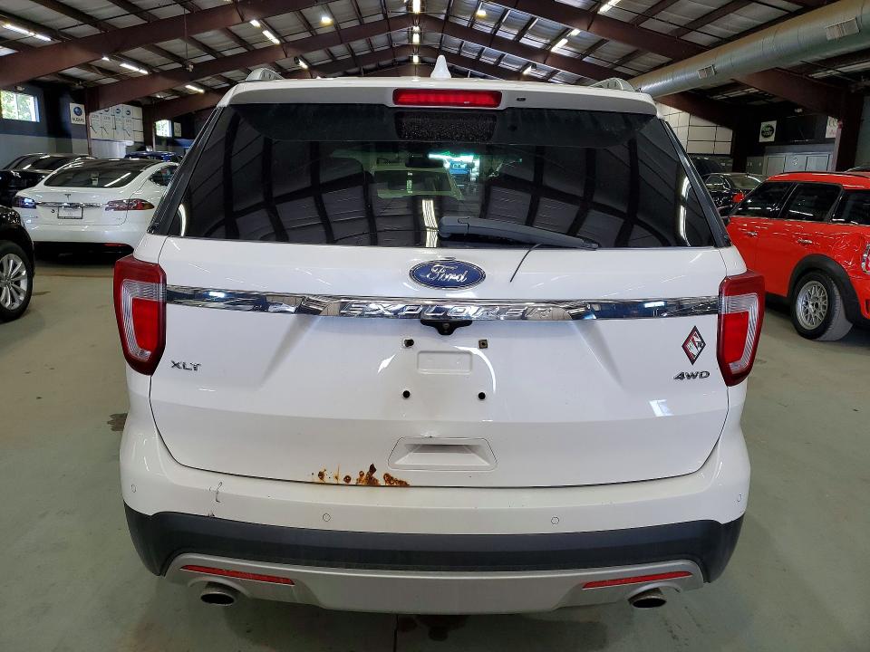 2016 Ford Explorer VIN 1FM5K8D86GGA09085 COPART salvage auction — MINOR DENT/SCRATCHES, Vt - Certificate Of Title, sold $3,650 on 2026-07-03 (photo 6)