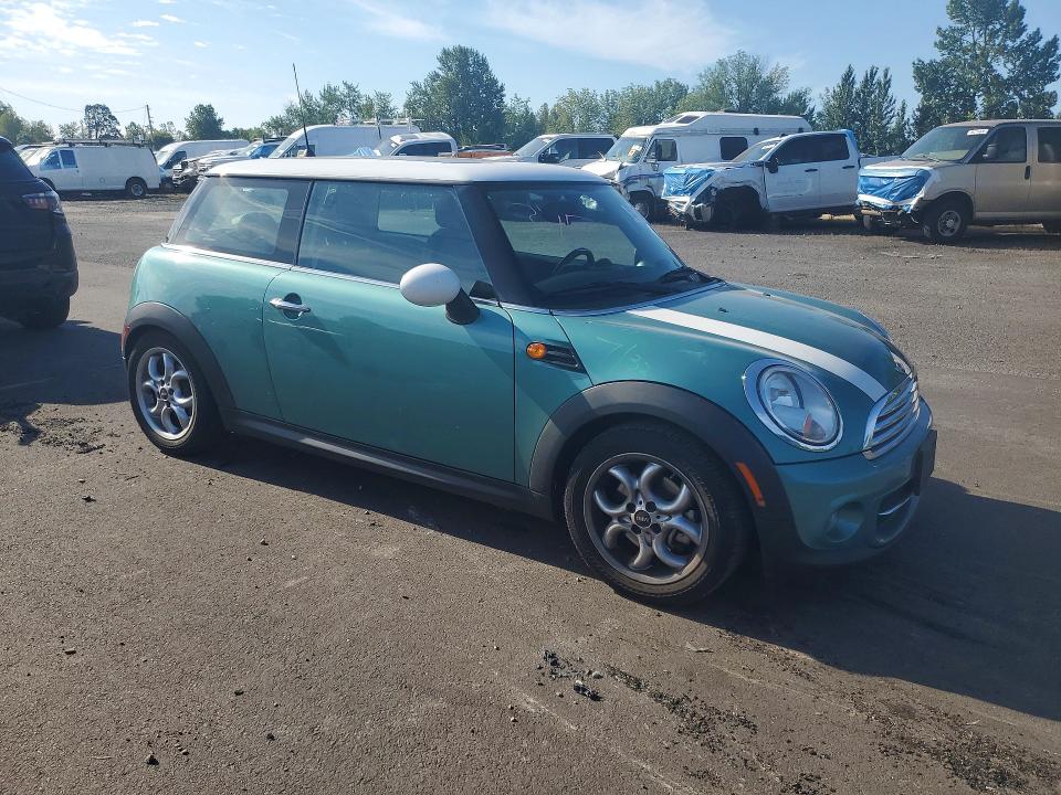 2012 Mini VIN WMWSU3C56CT185631 COPART salvage auction — REAR END, Or - Salvage Title Certificate, sold $2,250 on 2026-08-05 (photo 4)