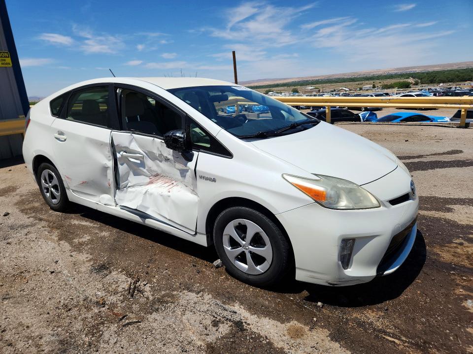 2014 Toyota Prius VIN JTDKN3DU7E1764535 COPART salvage auction — SIDE, Nm - Cert Of Title-Salvage, sold $1,100 on 2026-07-30 (photo 4)