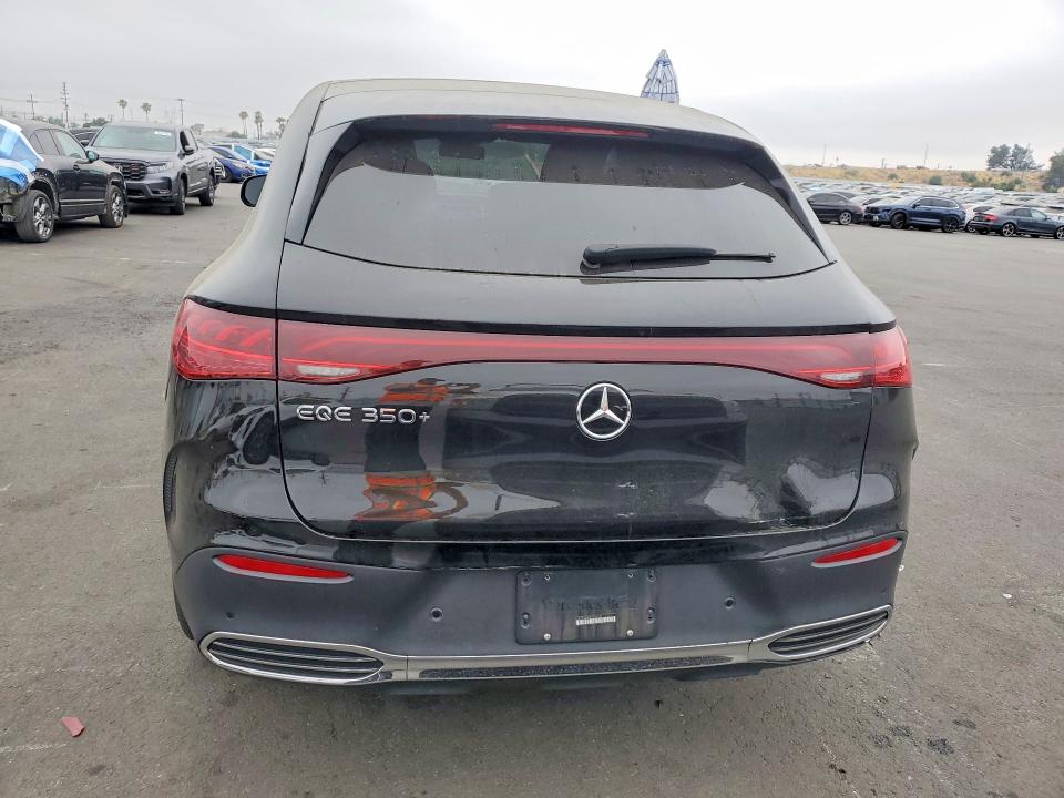 2023 Mercedes-benz Eqe VIN 4JGGM2BB0PA035182 COPART salvage auction — SIDE, Salvage Title, sold $15,100 on 2026-08-24 (photo 6)