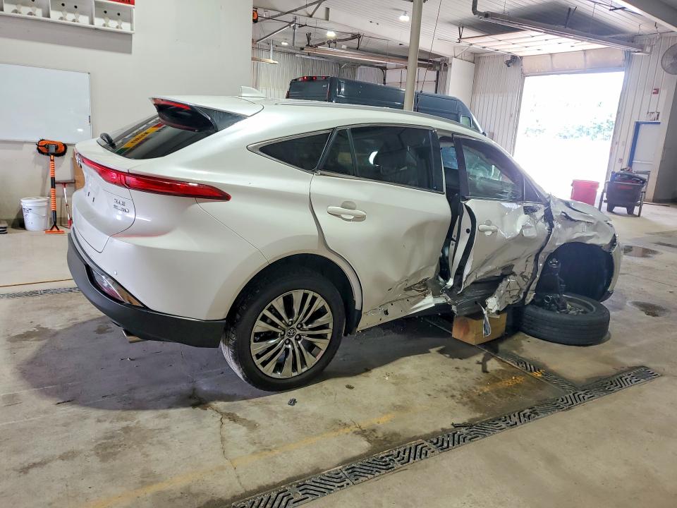 2022 Toyota Venza VIN JTEAAAAH5NJ107098 COPART salvage auction — SIDE, Pa - Certificate Of Salvage, sold $8,300 on 2026-07-20 (photo 3)