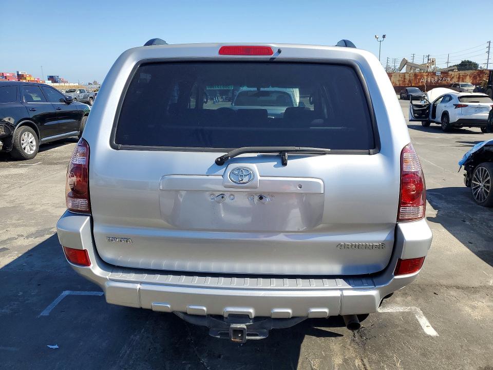 2005 Toyota 4runner VIN JTEZT14R558007530 COPART salvage auction — MINOR DENT/SCRATCHES, CA - SALVAGE CERTIFICATE, sold $2,900 on 2026-07-31 (photo 6)