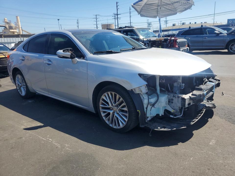 2014 Lexus VIN JTHBK1GG5E2144228 COPART salvage auction — FRONT END, Ca - Salvage Certificate, sold $5,300 on 2026-07-08 (photo 4)