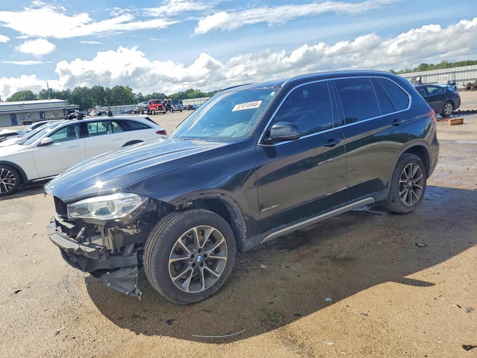 2018 BMW VIN 5UXKR2C52J0X10437 COPART salvage auction — SIDE, Sc - Cert Of Title-Salvage, sold $4,450 on 2026-07-22 (photo 1)