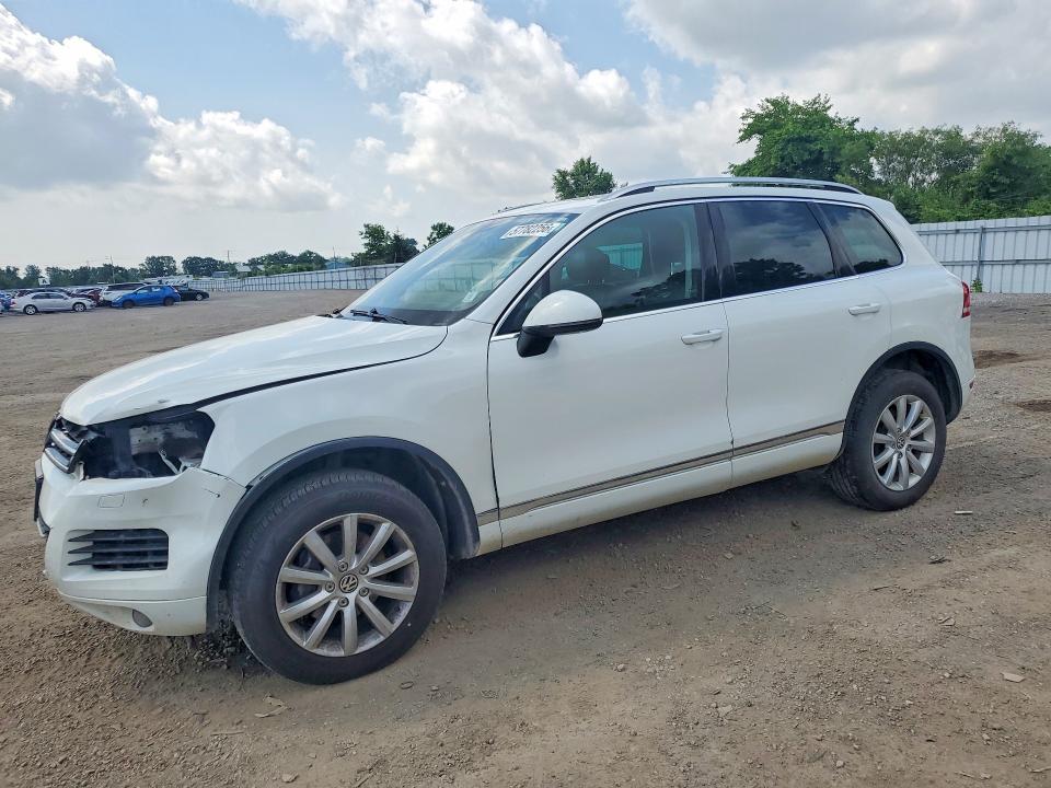 2014 Volkswagen Touareg VIN WVGEF9BP3ED006728 COPART salvage auction — FRONT END, On - Permit Salvage, sold $1,200 on 2026-07-14 (photo 1)