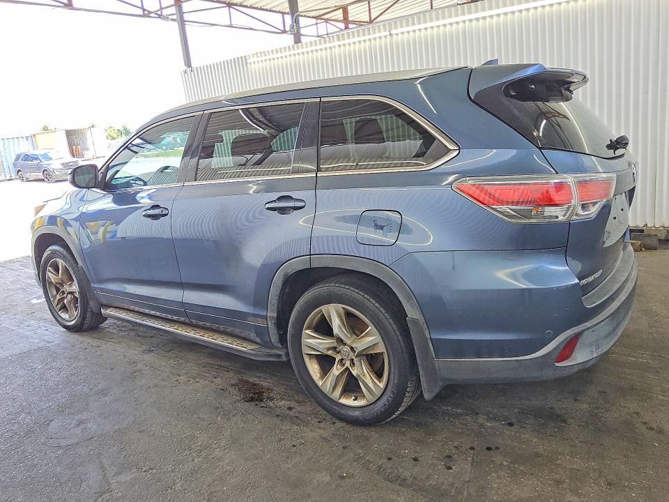 2014 Toyota Highlander VIN 5TDYKRFH4ES032727 COPART salvage auction — MINOR DENT/SCRATCHES, FL - CERTIFICATE OF TITLE, sold $7,750 on 2026-07-11 (photo 2)