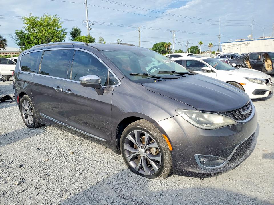 2018 Chrysler Pacifica VIN 2C4RC1GG6JR106791 COPART salvage auction — MINOR DENT/SCRATCHES, Fl - Certificate Of Title (P), sold $3,750 on 2026-07-24 (photo 4)