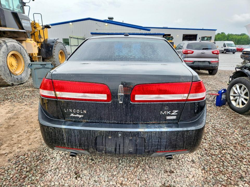 2011 Lincoln Mkz VIN 3LNHL2JC0BR774049 COPART salvage auction — MINOR DENT/SCRATCHES, Ny - Certificate Of Title, sold $425 on 2026-07-04 (photo 6)