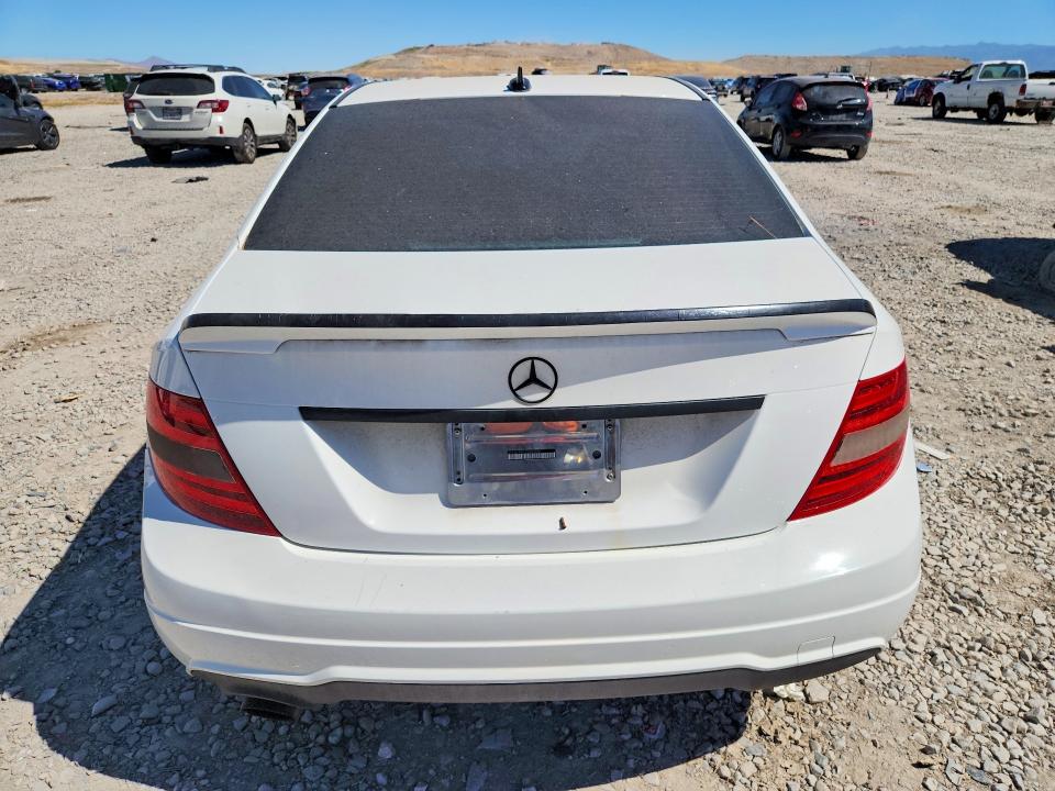 2013 Mercedes-benz VIN WDDGF4HB1DA835945 COPART salvage auction — MINOR DENT/SCRATCHES, Ut - Cert Of Title-Rebuilt/Restored, sold $975 on 2026-07-13 (photo 6)