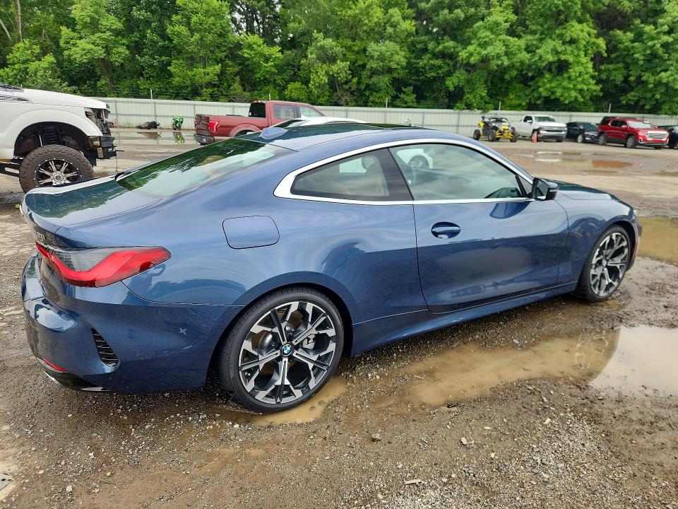 2026 BMW 4er VIN WBA43DA03TCW11526 COPART salvage auction — WATER/FLOOD, La - Certificate Of Destruction, sold $18,200 on 2026-07-16 (photo 3)